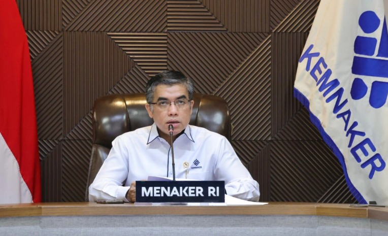 Menaker Resmi Larang Perusahaan Tahan Ijazah Karyawan dan Dokumen Pribadi, Ini Pengecualiannya